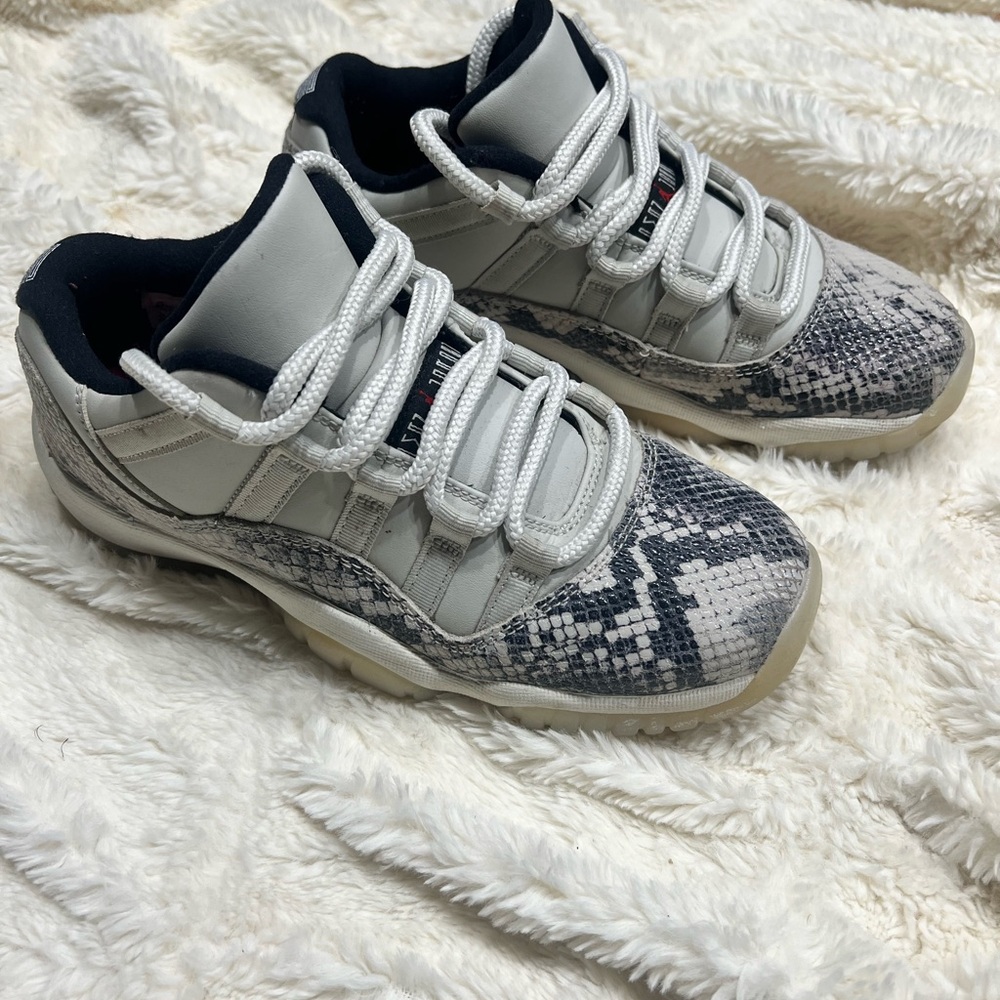 Air Jordan 11 Retro